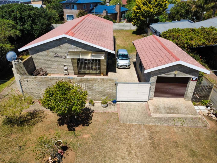 4 Bedroom Property for Sale in Stilbaai Wes Western Cape
